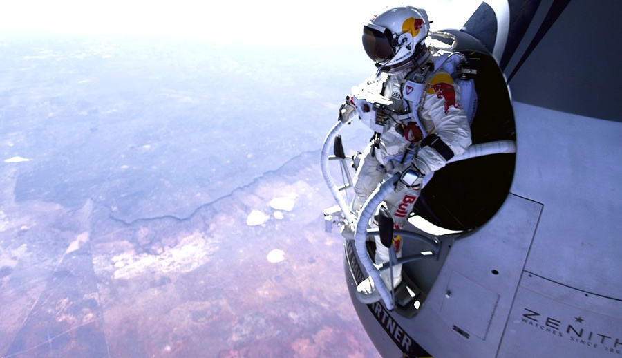 Felix-Baumgartner_cv21fgdgh